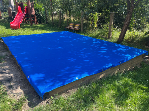 Plachta na pískoviště 2,1*2,1m