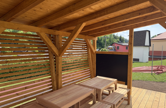 Venkovní učebna - pergola